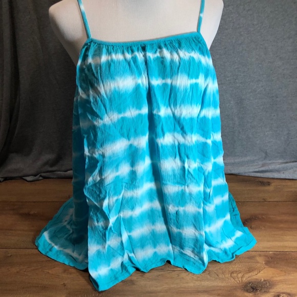 Fashion Fuse Open Back Tank top - Picture 1 of 5